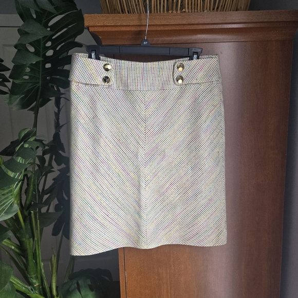 Trina Turk Cream, W Multi Color Woven In Pencil Skirt Gold Accent Buttons W 6 - Picture 1 of 6